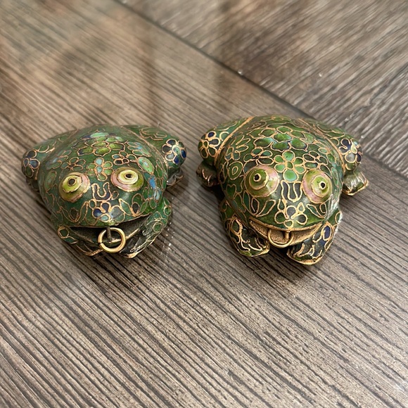 Pair of Vintage Green Cloisonné Frogs - Picture 3 of 16